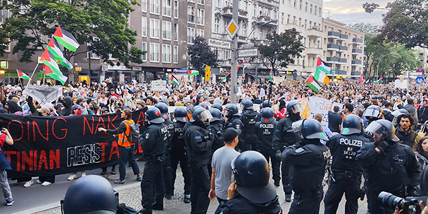 İsrail'in Refah'a yönelik saldırıları Berlin'de protesto edildi