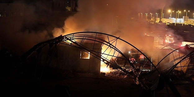 İsrail'in terör saldırısı gazeteciyi de vurdu!