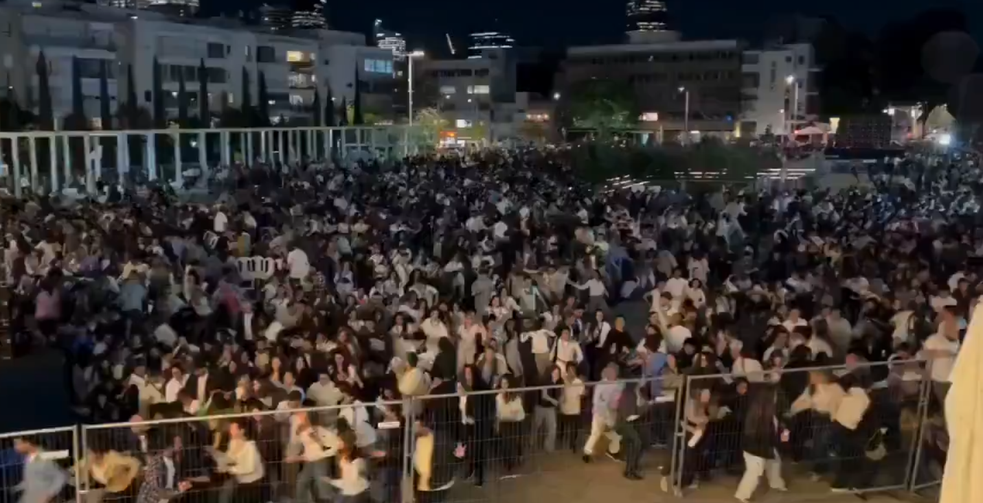 İsrailliler fare gibi kaçıştı! İran füzeleri Demir Kubbe’yi çaresiz bıraktı