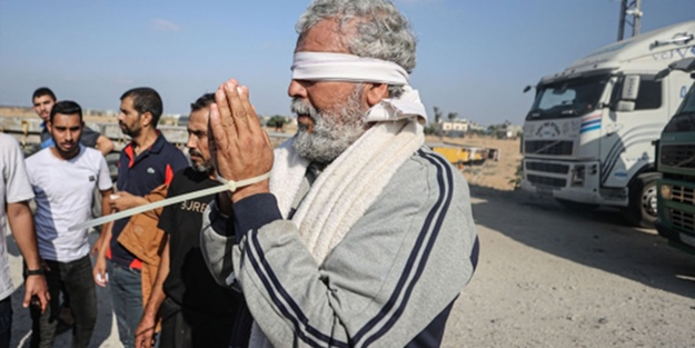 İsrailliler, Filistinli işçilerin parasını ve telefonlarını gasp etti!