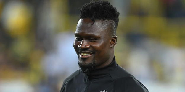 Israrla istiyor: Türkiye'den alacak: Ama beyefendi gitmiyor işte! Çok yazık çok...