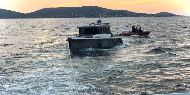 İstanbul açıklarında hareketli dakikalar