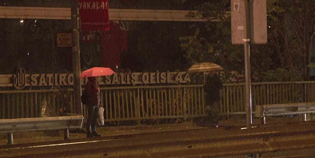 İstanbul Anadolu Yakası’nda sağanak yağış etkili oluyor