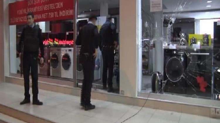 İstanbul Bahçelievler'de akıl almaz soygun!