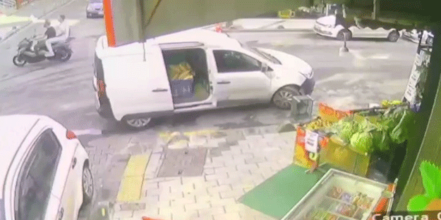 Bahçelievler'de patlama anı kamerada