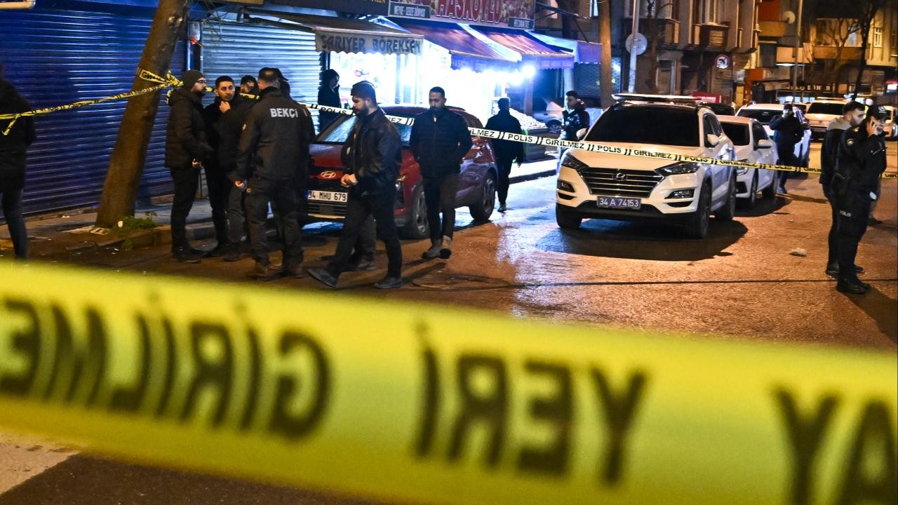 İstanbul Bahçelievler'de zehir tacirlerinden kalleş pusu: 1 jandarma yaralandı