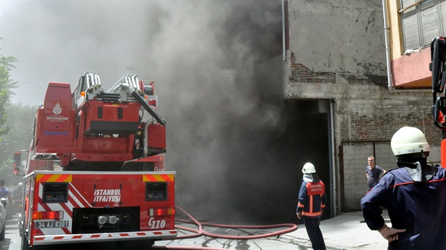 İstanbul Bayrampaşa’da korkutan yangın