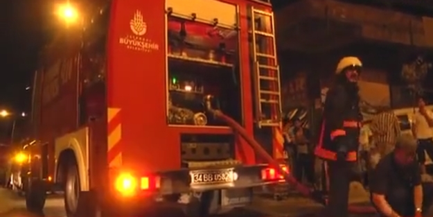 İstanbul Bayrampaşa'da yangın!