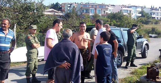 İstanbul Beylikdüzü’nde boğuldu sanılan şahıs 3 saat sonra yüzerek çıktı