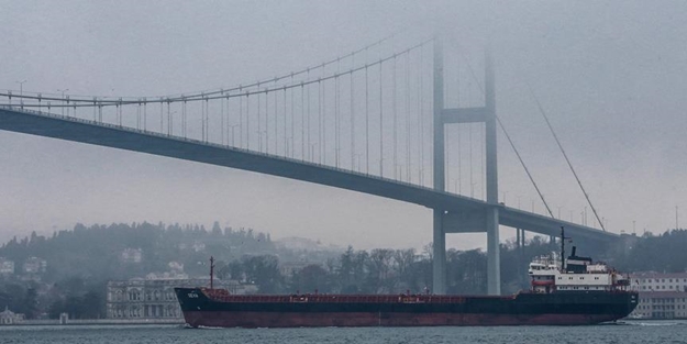 İstanbul Boğazı gemi trafiğine kapatıldı