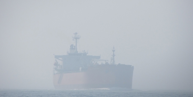 İstanbul Boğazı sise gömüldü!