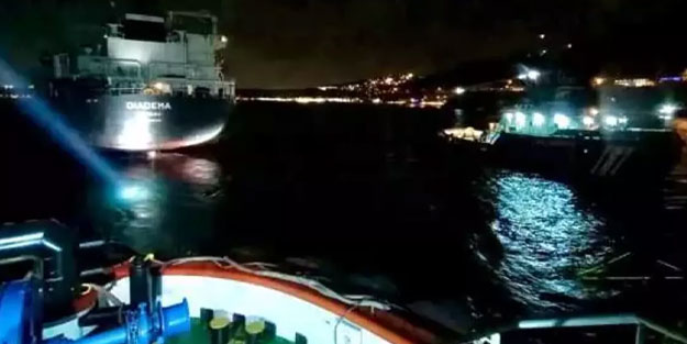 İstanbul Boğazı'nda arızalanan tanker kurtarıldı
