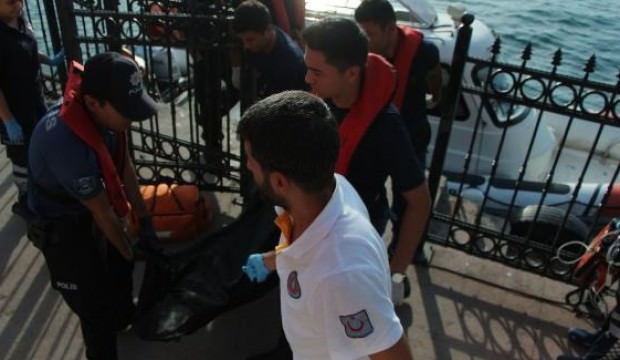 İstanbul Boğazı'nda erkek cesedi bulundu