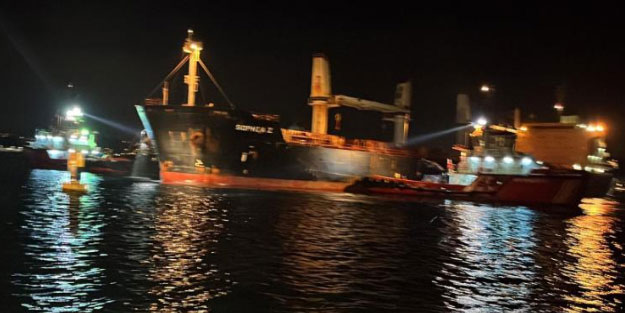 İstanbul Boğazı'nda gemi arızası