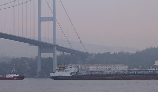 İstanbul Boğazı'nda hareketli anlar