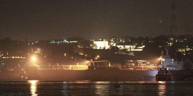 İstanbul Boğazı'nda hareketli anlar