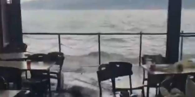 İstanbul Boğazı'nda ortalık karıştı! Savaş gemileri hız sınırını aşınca...