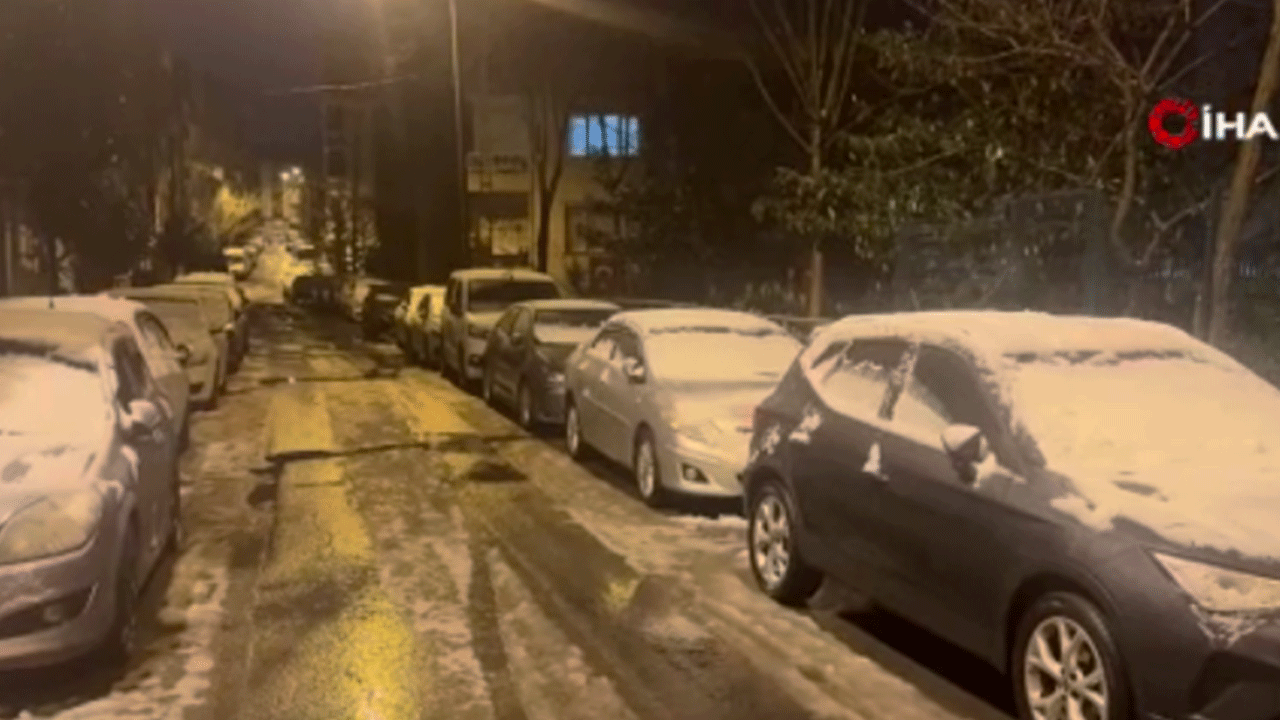 İstanbul buz kesti! Dondurucu soğuklar araçları bile dondurdu