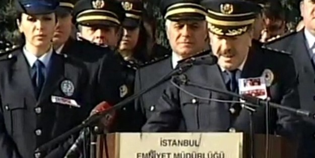 İstanbul Emniyet Müdürü: Siz kimin köpeğisiniz!