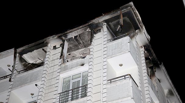 İstanbul Esenyurt'ta apartman dairesinde patlama: 3 yaralı