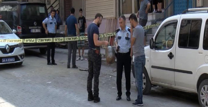 İstanbul Esenyurt'ta bomba paniği
