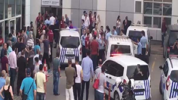 İstanbul Fatih'te hastane acil servisi önünde kavga