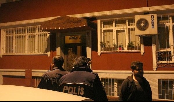 İstanbul Fatih'te silahlı soygun: 1 yaralı