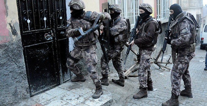 İstanbul Fatih'te uyuşturucu operasyonu