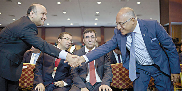 İstanbul Finans Merkezi bir Türkiye projesidir