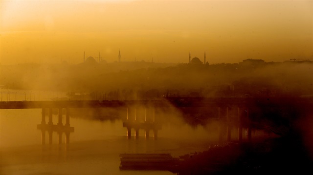 İstanbul güne sisle başladı