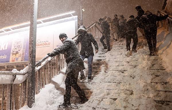 İstanbul hava nasıl? İstanbul kar yağışı ne zaman sona erecek?
