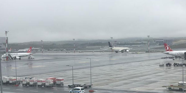 İstanbul hava trafiğine sis engeli