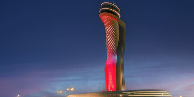 İstanbul Havalimanı Kulesi kırmızı beyaza büründü