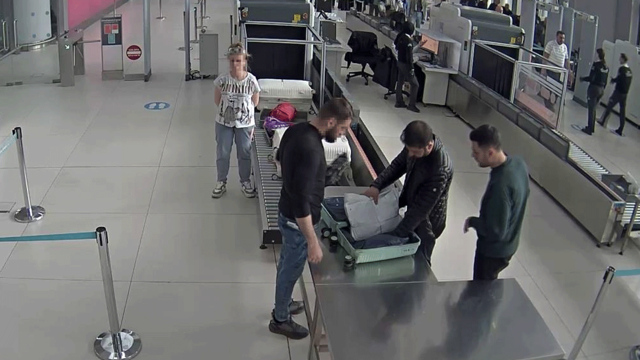 İstanbul Havalimanı'nda hareketli saatler! Suçüstü enselendiler