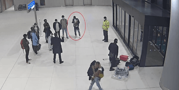 İstanbul Havalimanı'nda yaşandı! Midesinde taşıdığı uyuşturucu kapsülleri patlayınca...