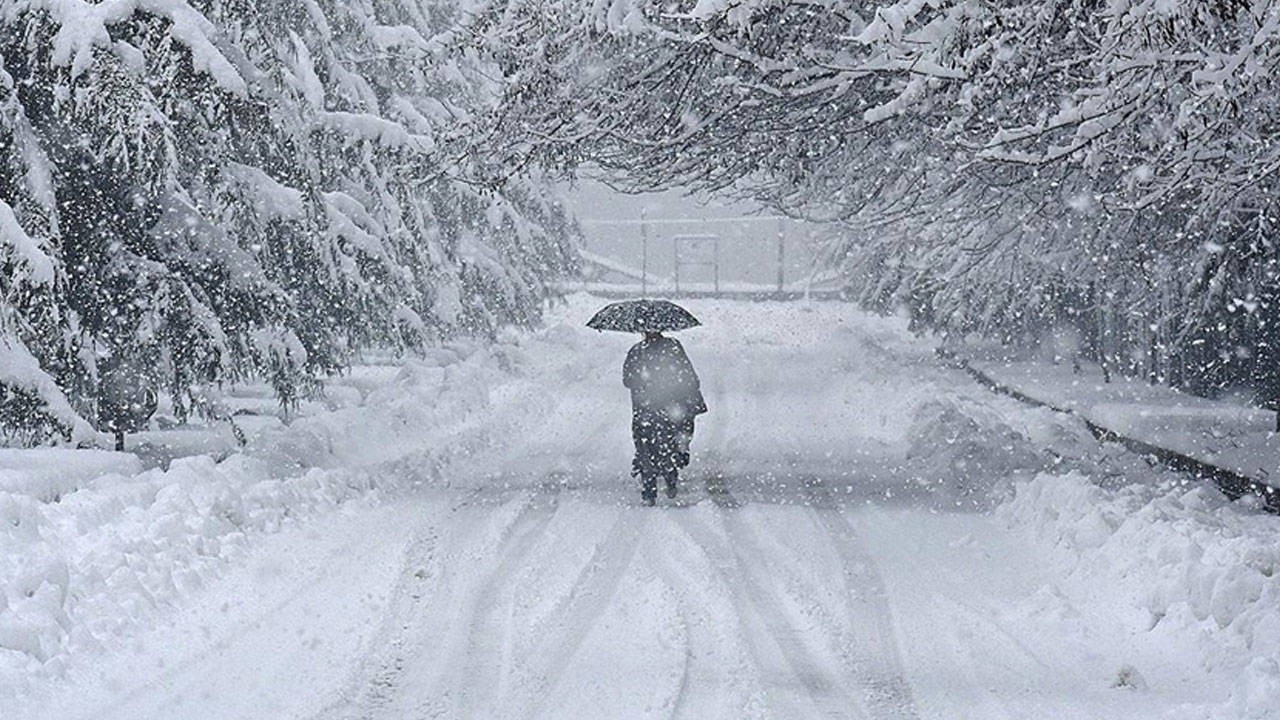 İstanbul için kar alarmı: AKOM tarih verdi