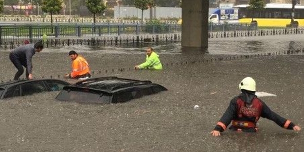İstanbul için saat verildi! Daha şiddetlisi geliyor