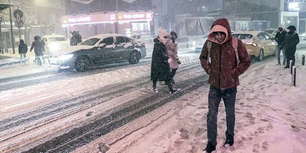 İstanbul için yeni kar uyarısı! 4 gün sürecek