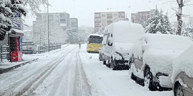 İstanbul için yeni kar yağışı uyarısı! Nisan ayında...