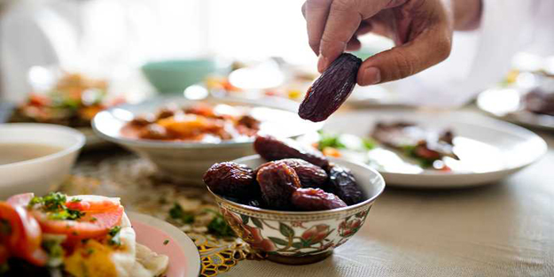 İstanbul iftar vakti kaçta? İstanbul akşam ezanı kaçta okunuyor?