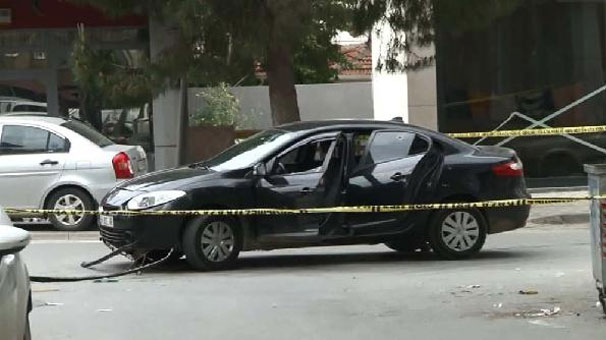İstanbul Kartal'da otomobile kurşun yağmuru; 1 ağır yaralı