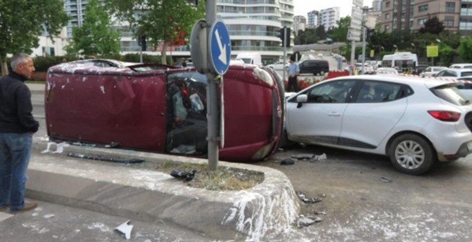 İstanbul Kartal'da trafik kazası: 6 yaralı