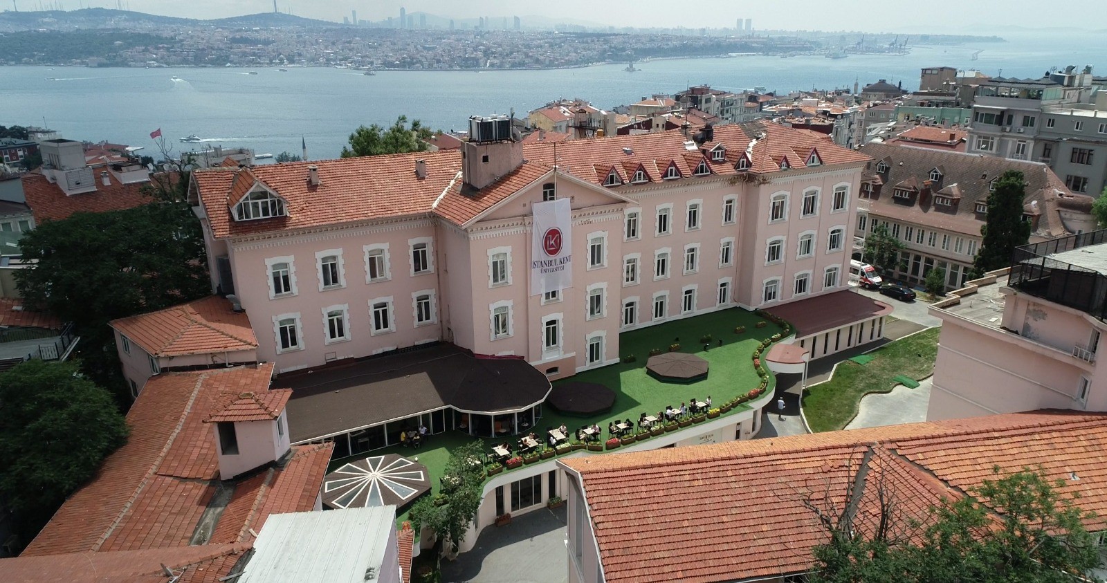 İstanbul Kent Üniversitesi 12 Öğretim-Araştırma Görevlisi alacak