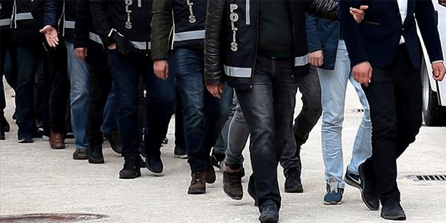 İstanbul merkezli dolandırıcılık operasyonunda 50 şüpheli gözaltına alındı