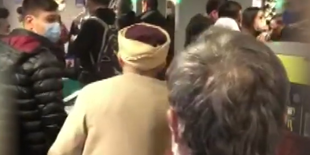 Herşey çok güzel olacak: İstanbul Metrosu'ndan skandal görüntüler