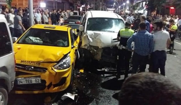 İstanbul Sultangazi'de hatalı sollama dehşeti!