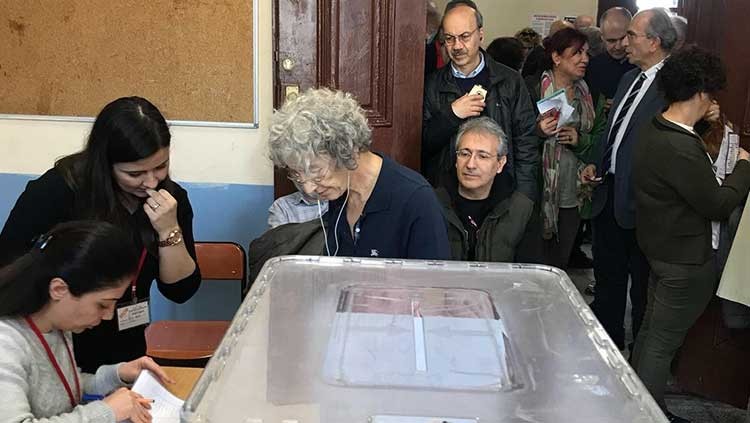İstanbul Tabip Odası'nda sessiz sedasız seçim! 33 bin üyenin yüzde 10'u oy kullandı