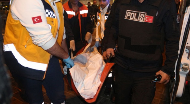 İstanbul Taksim Meydanı'nda bir kişi ölü olarak bulundu