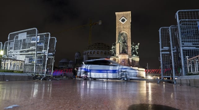 İstanbul Taksim'de 1 Mayıs öncesi güvenlik önlemleri alınıyor