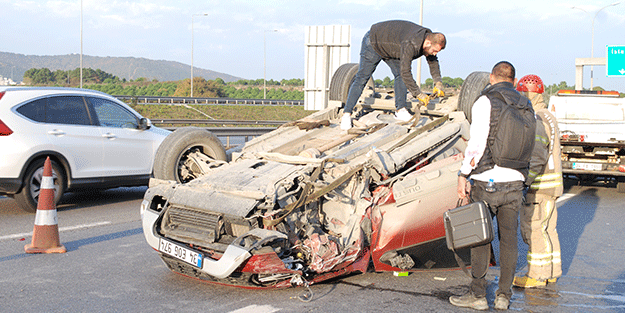 İSTANBUL - TEM Otoyolu'ndaki trafik kazasında 1 kişi yaralandı